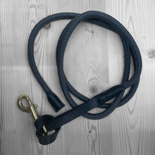 Charger l'image dans la galerie, Corde en cuir