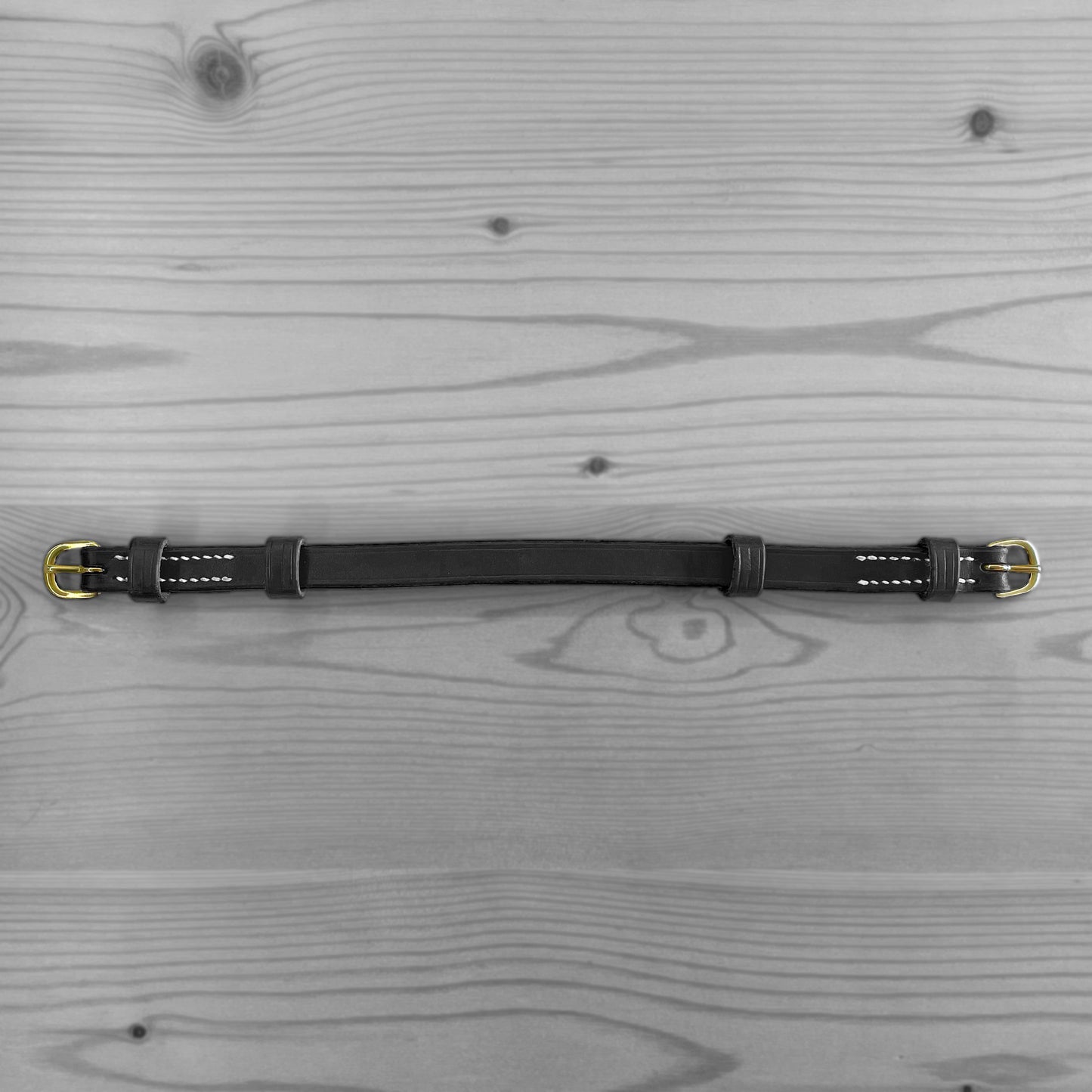 Attache de dessus de têtière pour accessoire