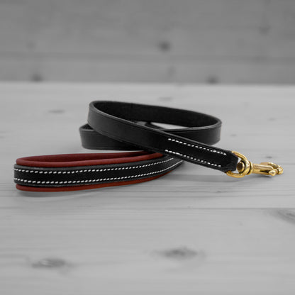 Laisse en cuir noir et marron – bouclerie laiton