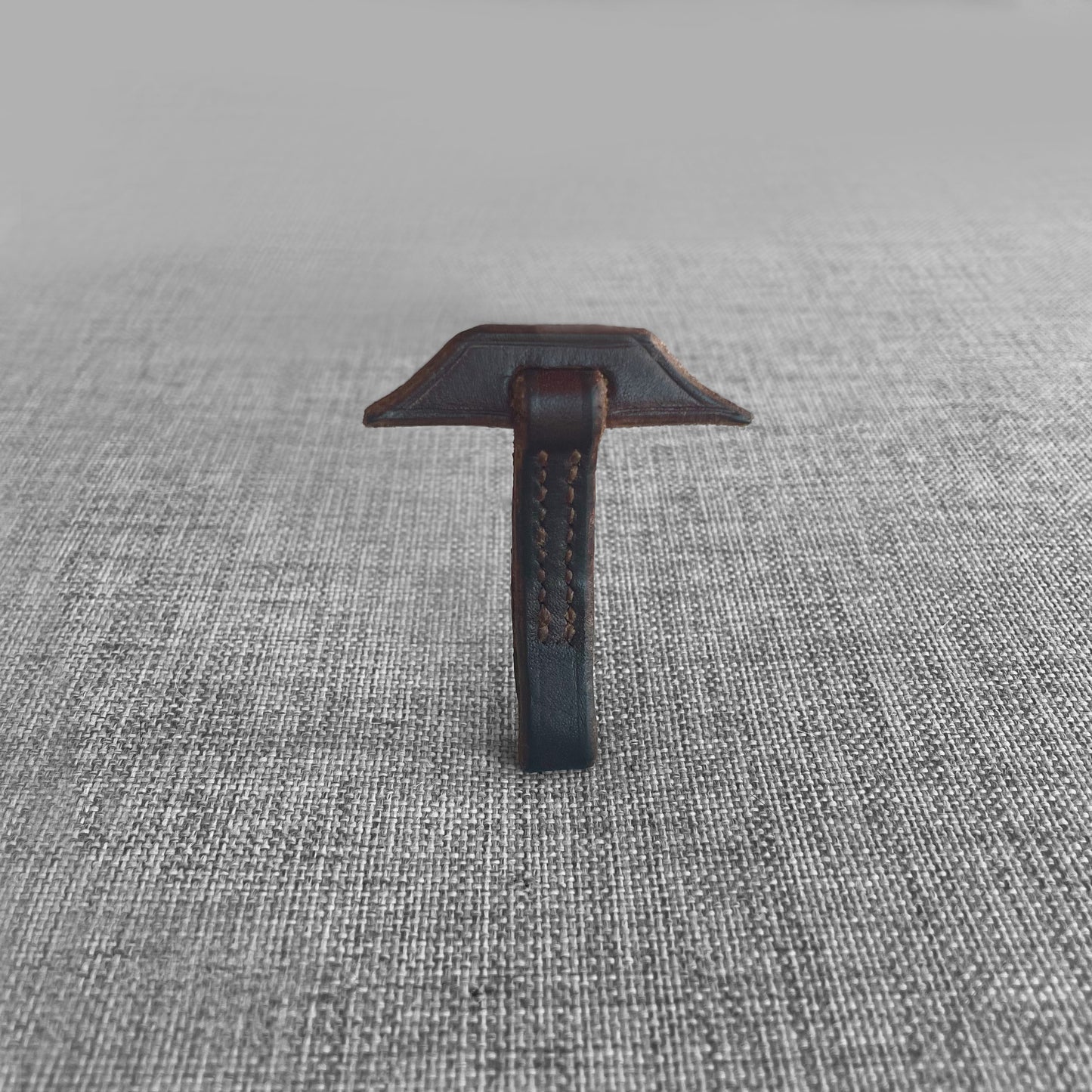 Attache de sous-barbe