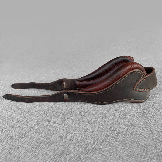 Tetiere ergonomique en cuir brun rembourree, vue de profil